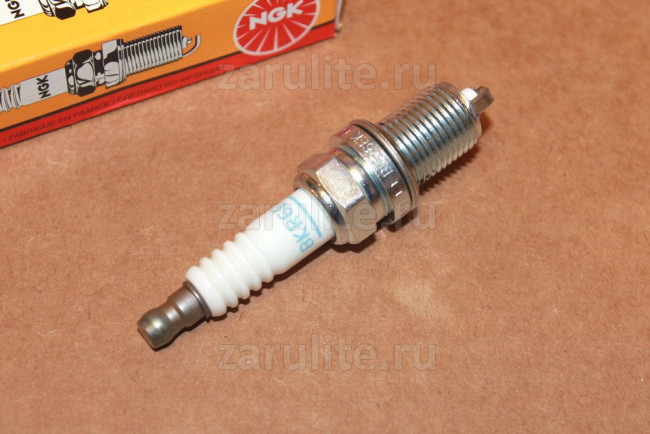 Свеча зажигания NGK 2288 BKR6EK Свеча зажигания NGK 2288 BKR6EK
